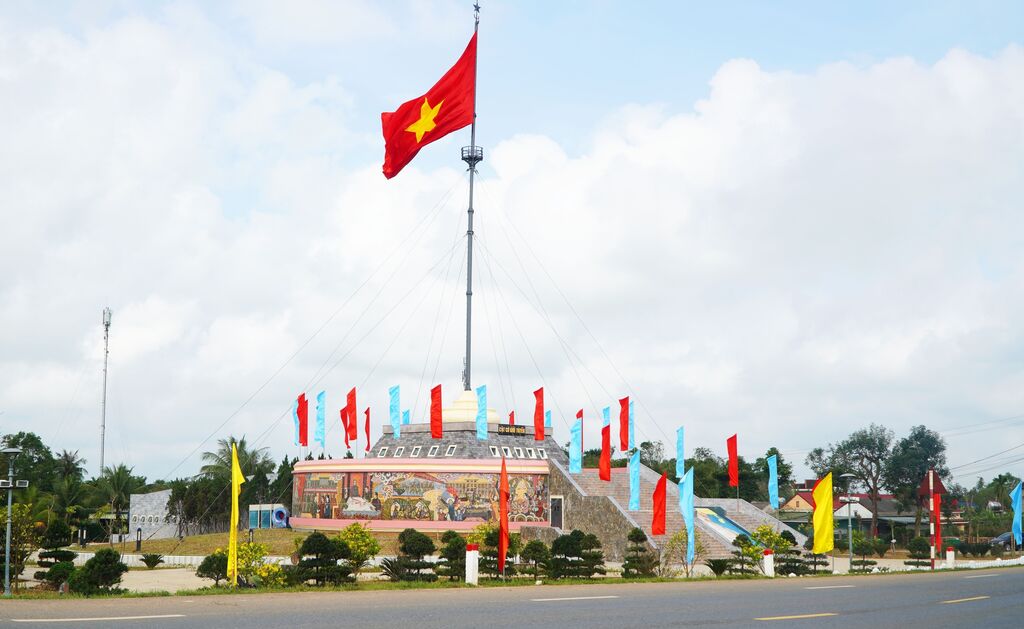 Đôi Bờ Hiền Lương Bến Hải: Biểu Tượng Của Khát Vọng Hòa Bình